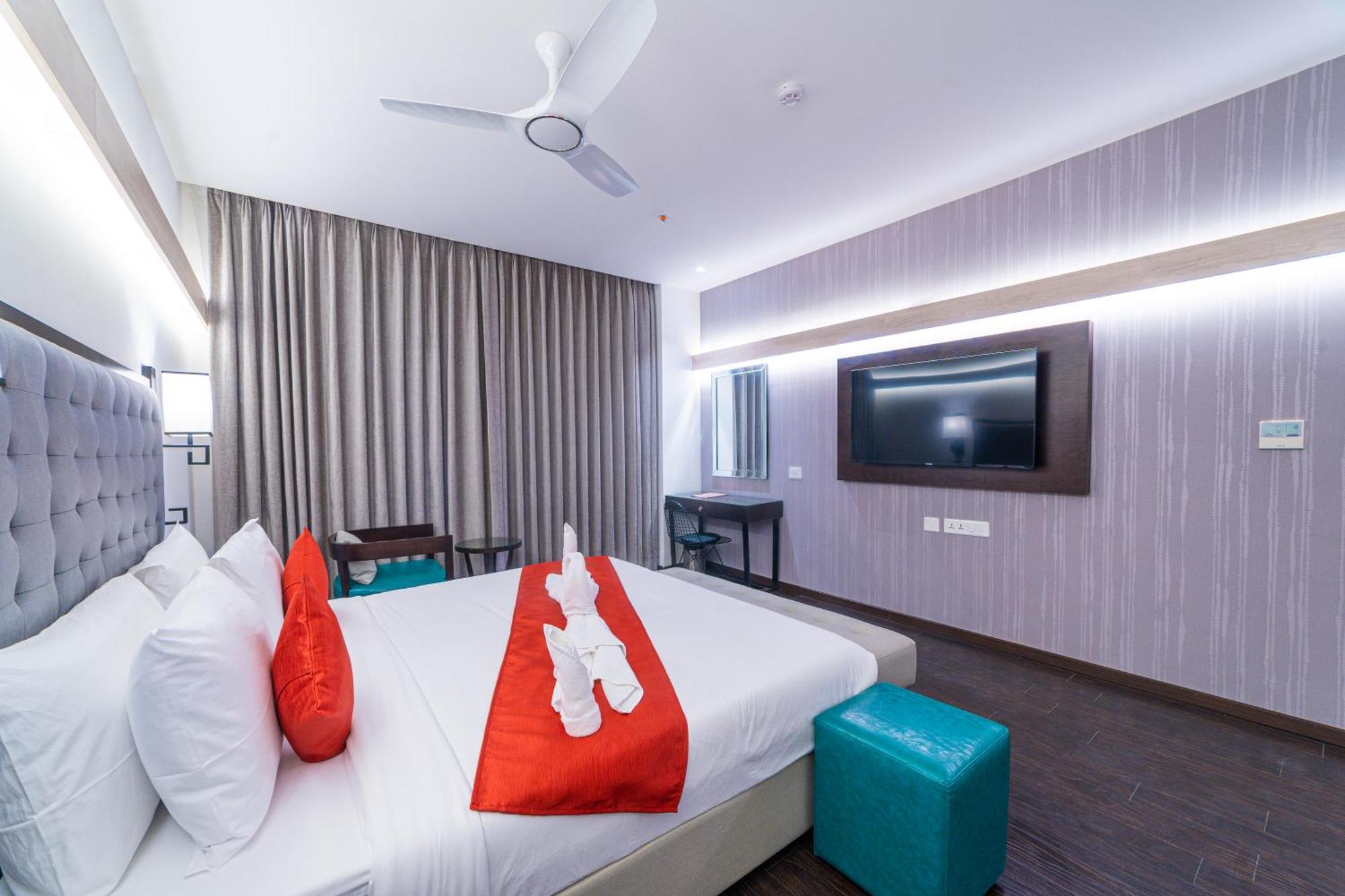 Hotel Deccan Serai Grande, Gachibowli, Hyderabad Exterior photo